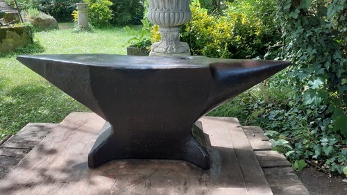 Ancienne enclume forgeron - de,