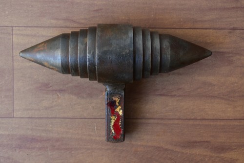 Ancien outil enclume - d'enclume, en