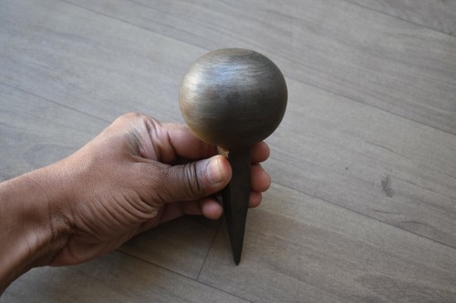 Ancienne enclume boule fer - ancienne,