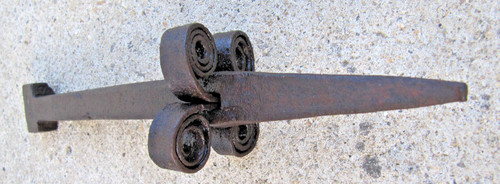 Outil ancien enclume - ancien,