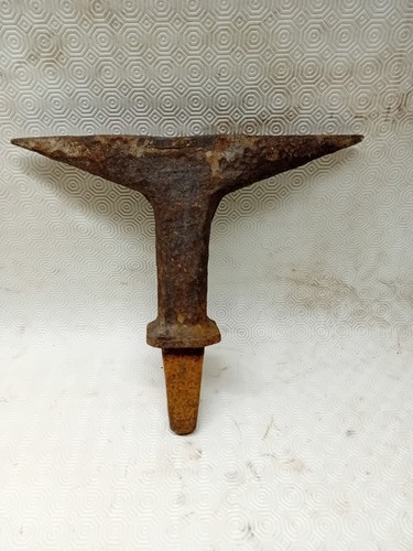 Ancienne enclume bicorne cm - ancienne, 35
